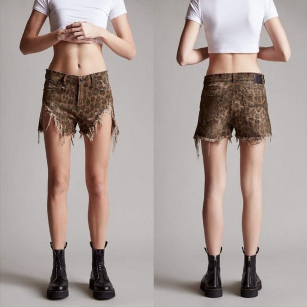 R13 SHREDDED SLOUCH LEOPARD SHORTS (Size 25)